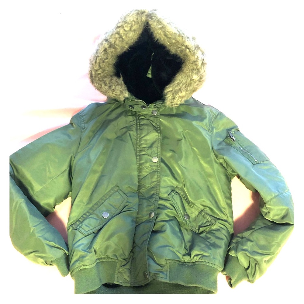 Trendy fitted coat
